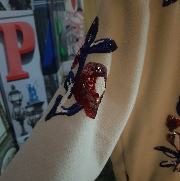 Gorgeous Embellished coat /Jacket - Picture 6 of 7